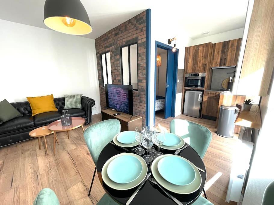 Le Charly - Magnifique Appartement Hypercentre Pau Kültér fotó
